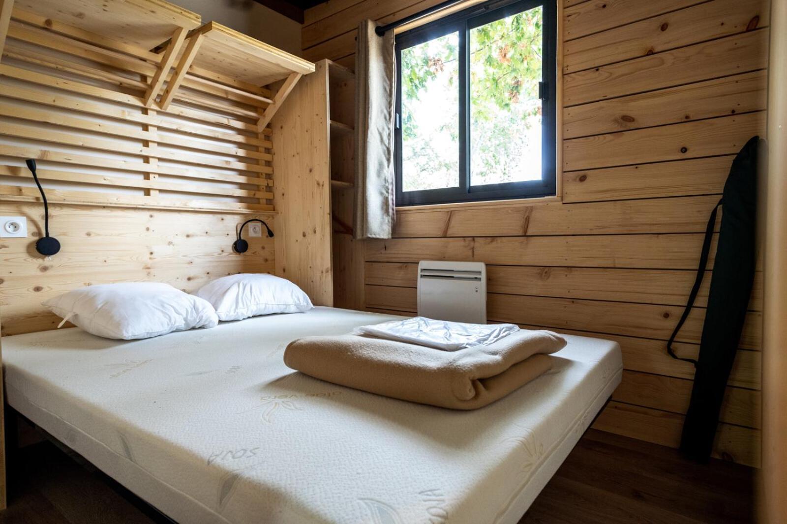 Huttopia Lac D'Aiguebelette Saint-Alban-de-Montbel Ngoại thất bức ảnh