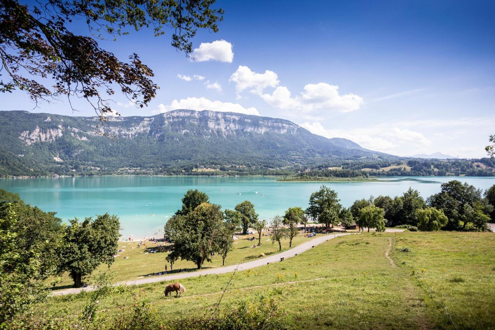 Huttopia Lac D'Aiguebelette Saint-Alban-de-Montbel Ngoại thất bức ảnh